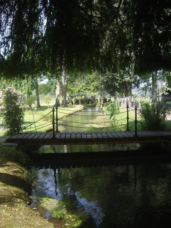 Bed and Breakfast Moulin Des Chennevieres Giverny Exterior foto